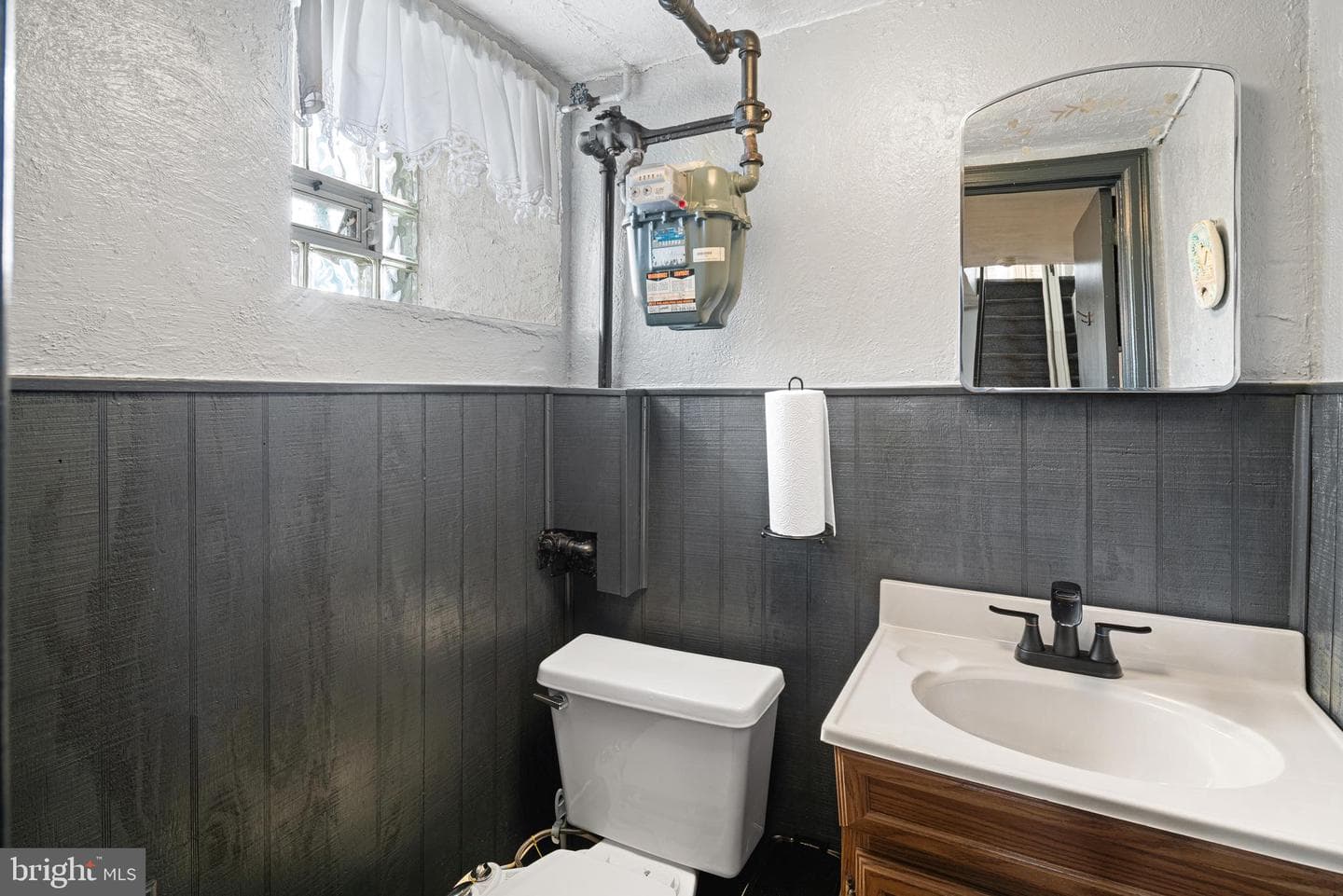 1839 Benson St photo 21