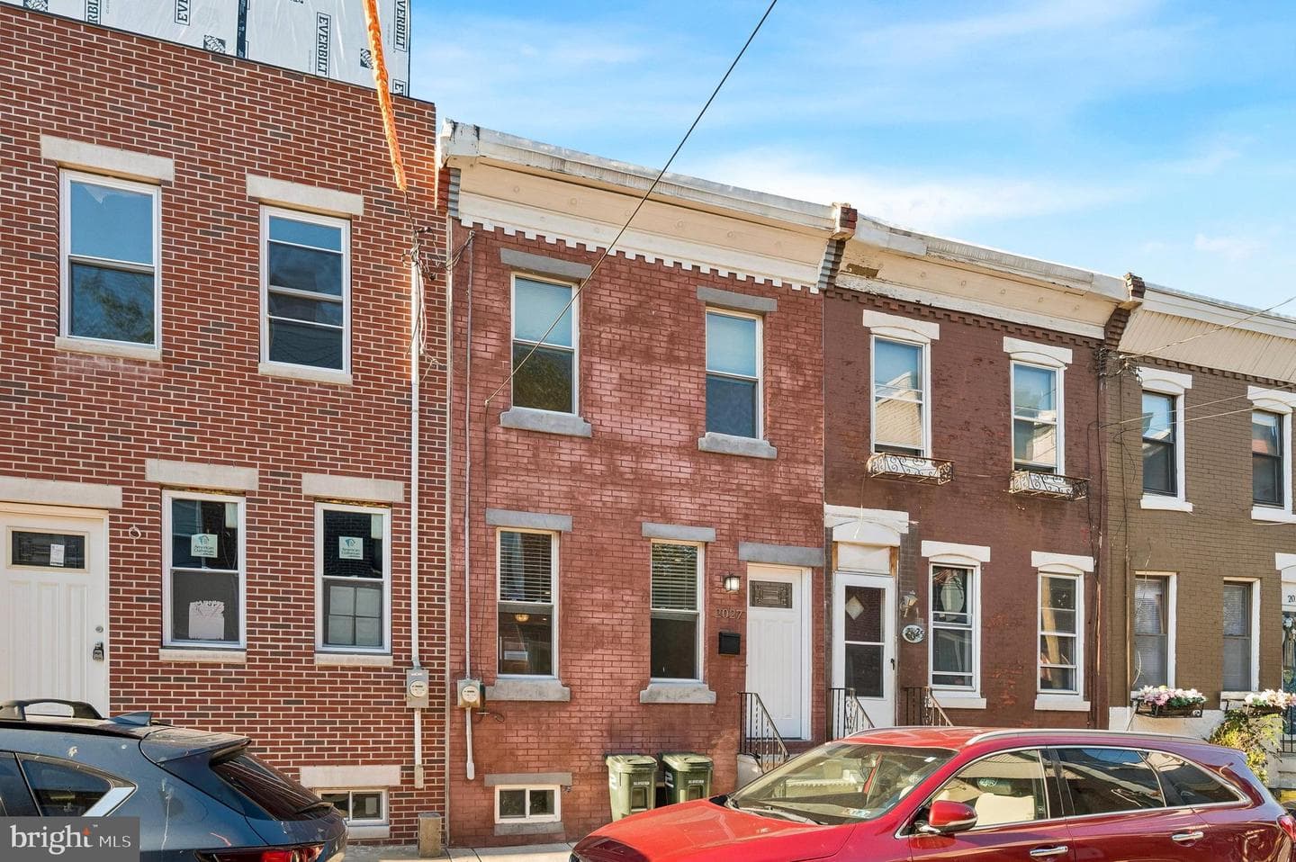 2027 Wilder Street photo 1