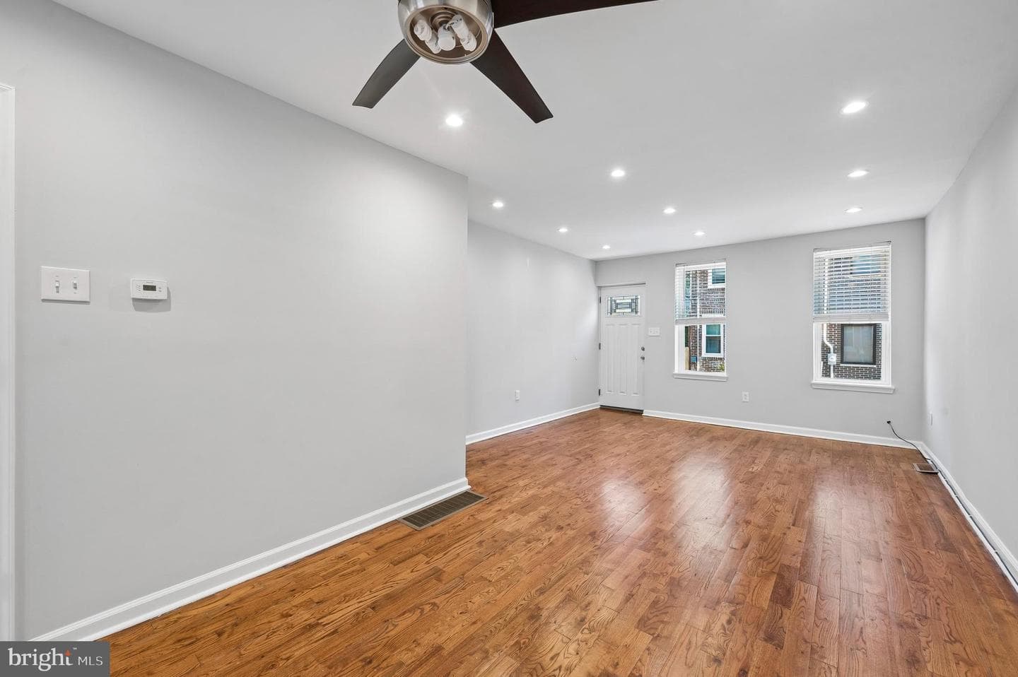 2027 Wilder Street photo 3