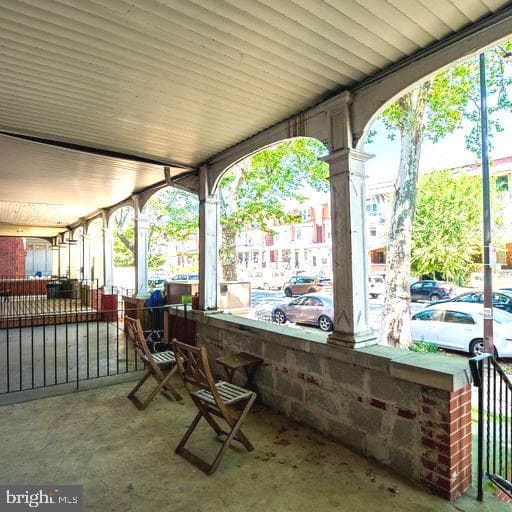 5012 Walnut St photo 2