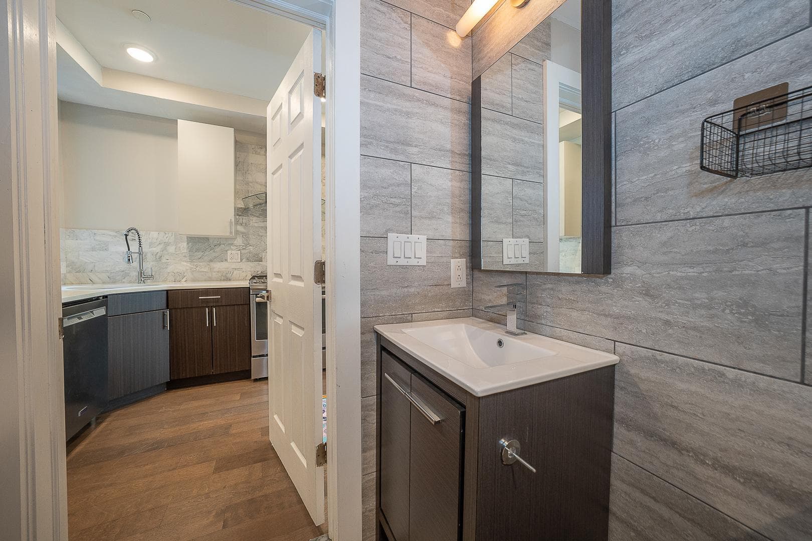 2512 Frankford Ave # 1A photo 12