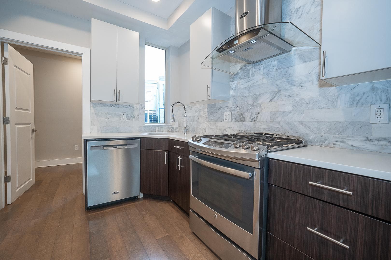 2512 Frankford Ave # 1A photo 8