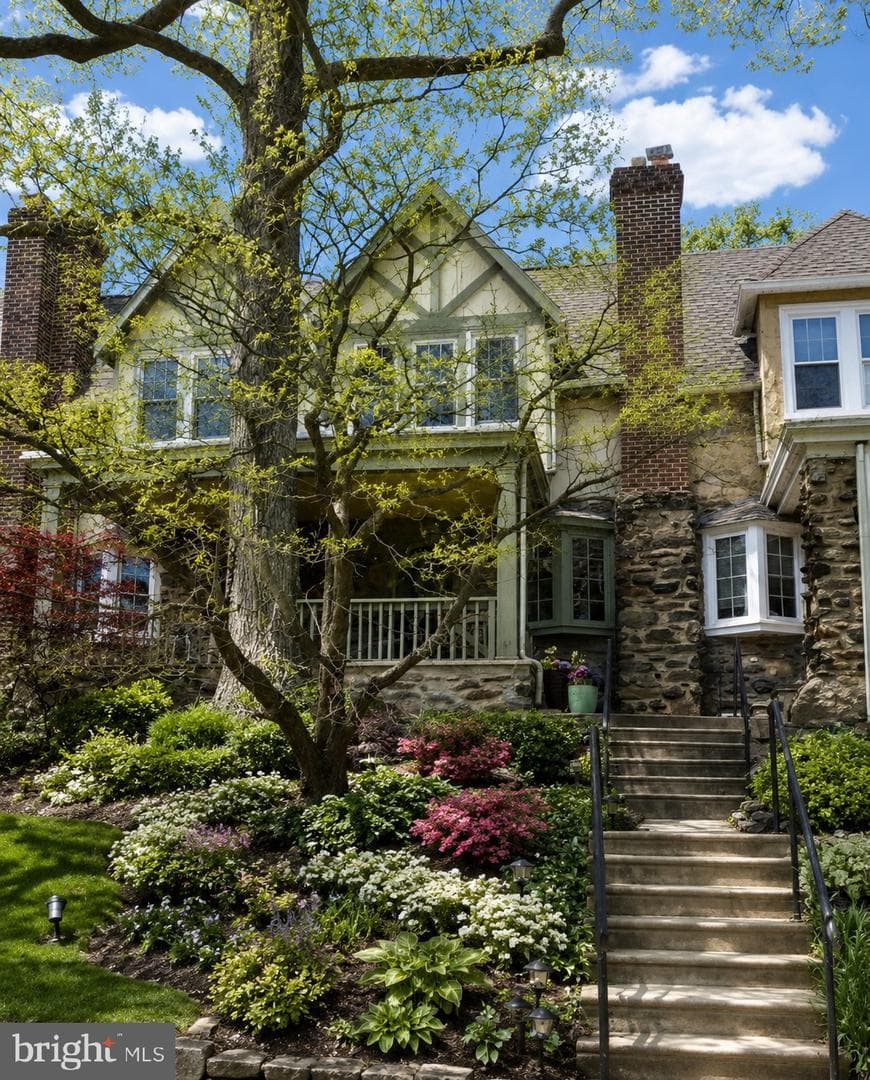 7525 Germantown Avenue, Philadelphia