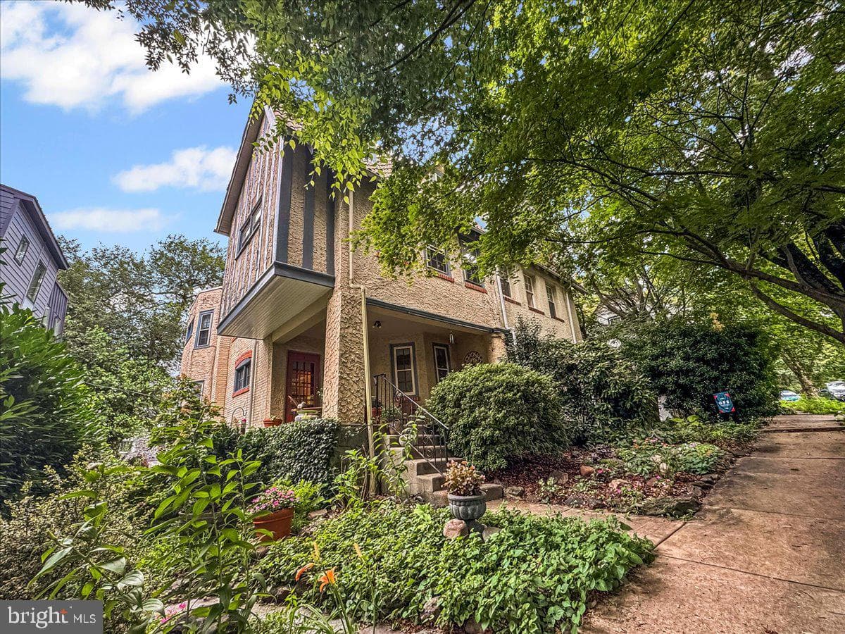 520 Burnham Road photo 37