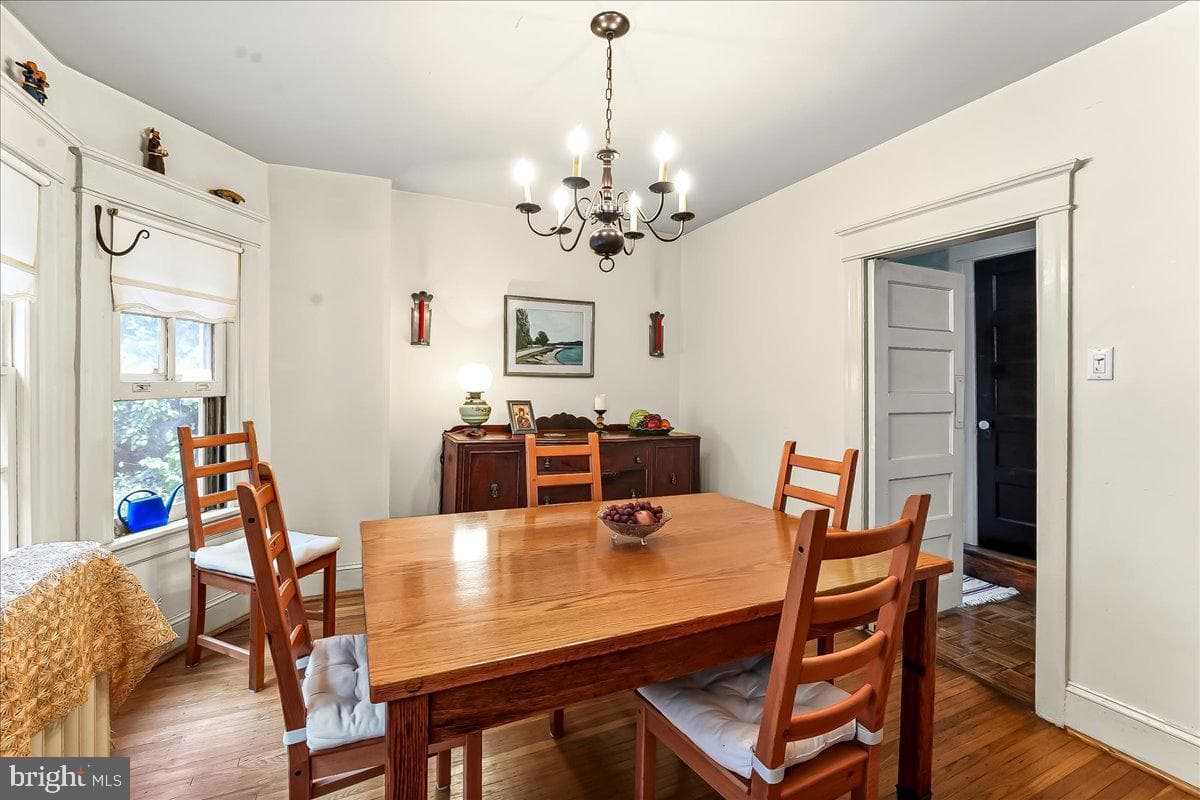 520 Burnham Road photo 8