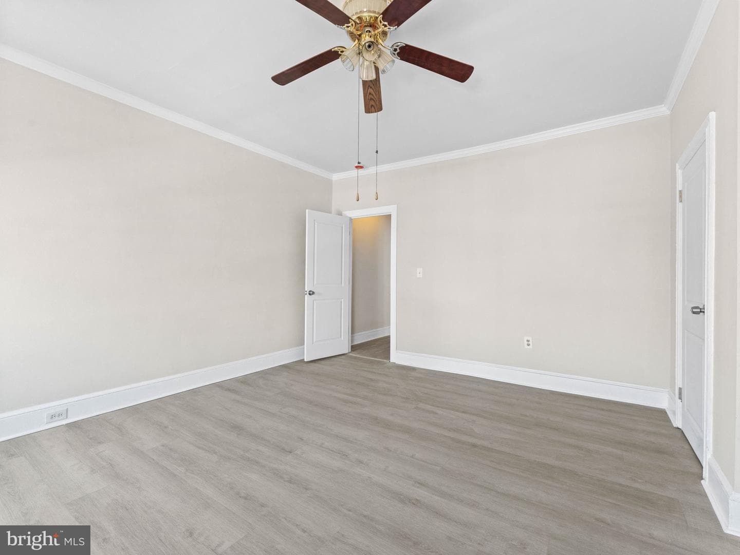6046 Greenway Ave photo 16