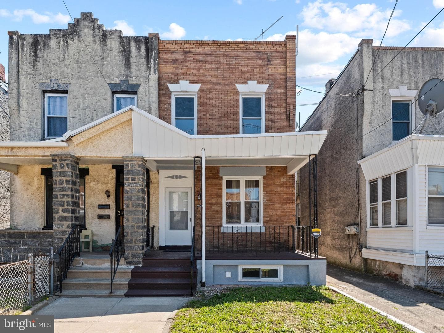 6046 Greenway Ave photo 2