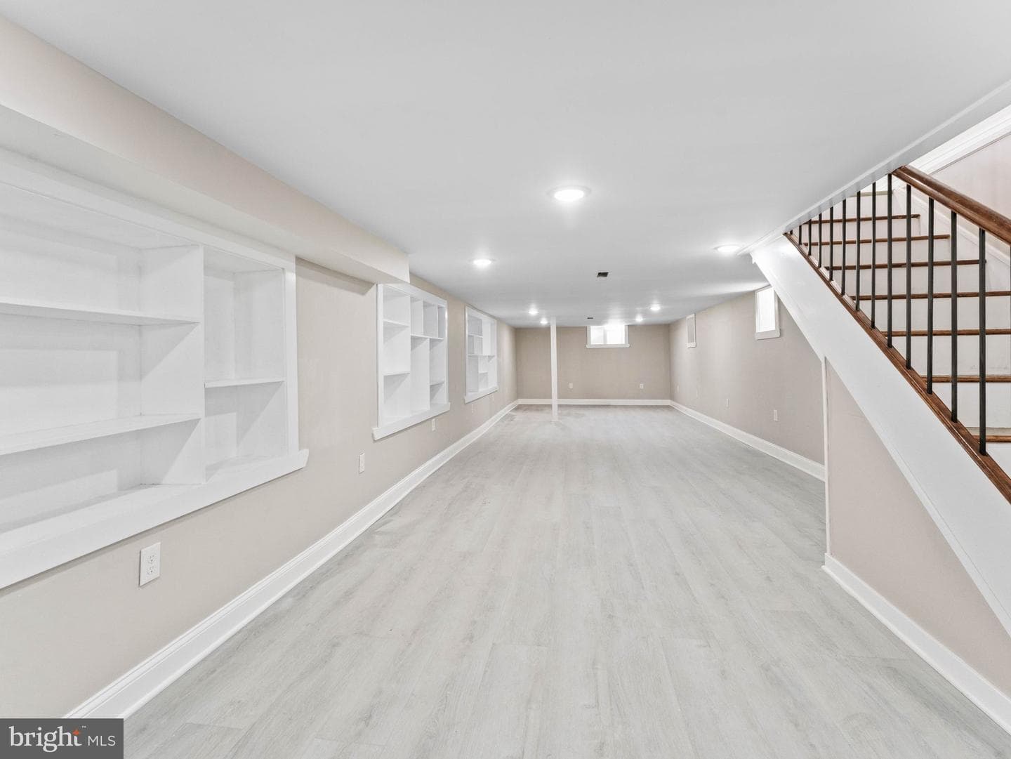6046 Greenway Ave photo 26