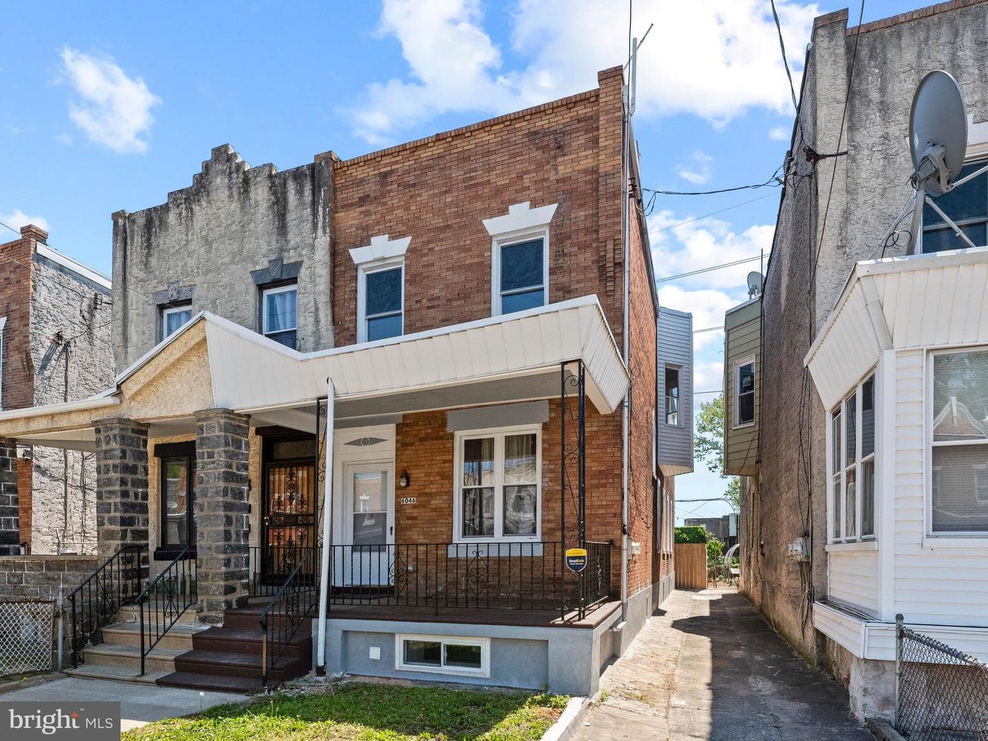 6046 Greenway Ave photo 3