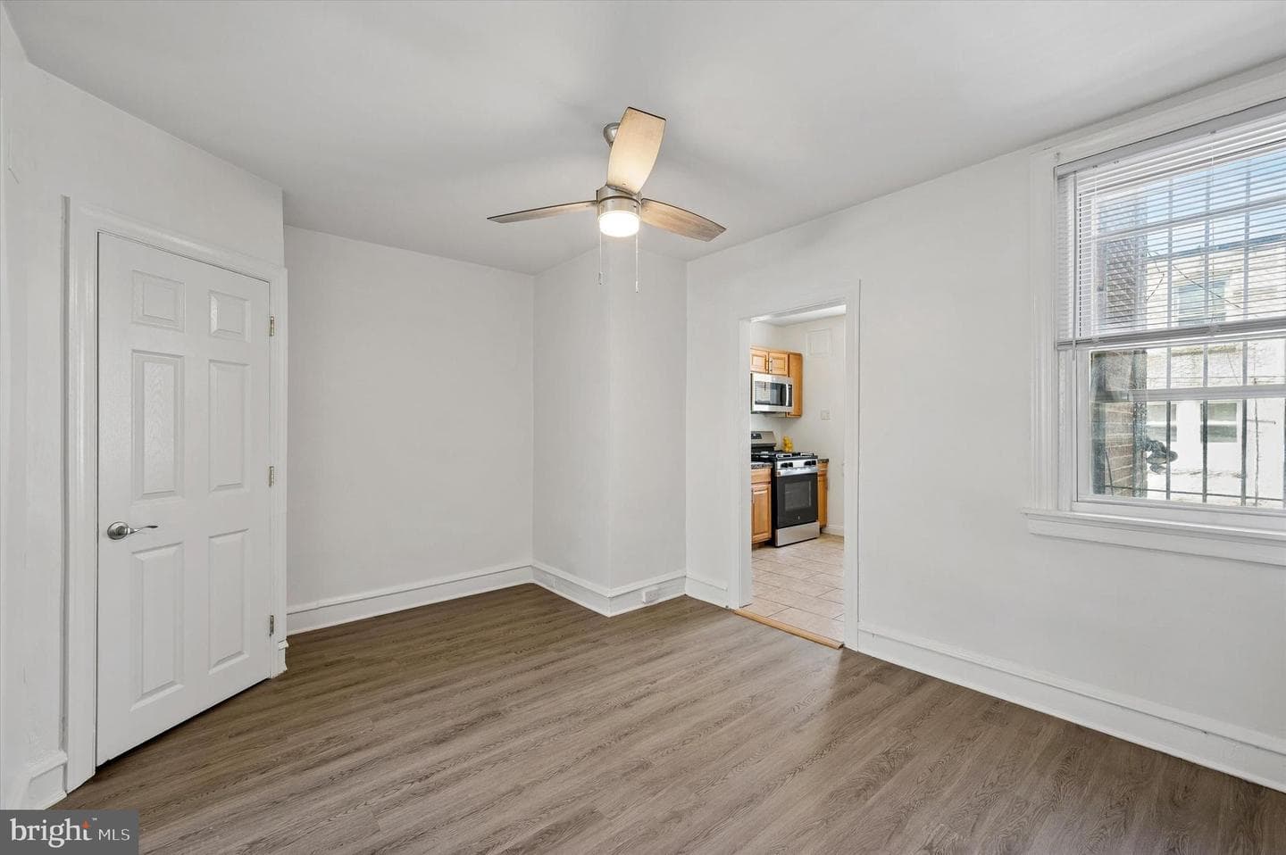 3213 W Hilton photo 7