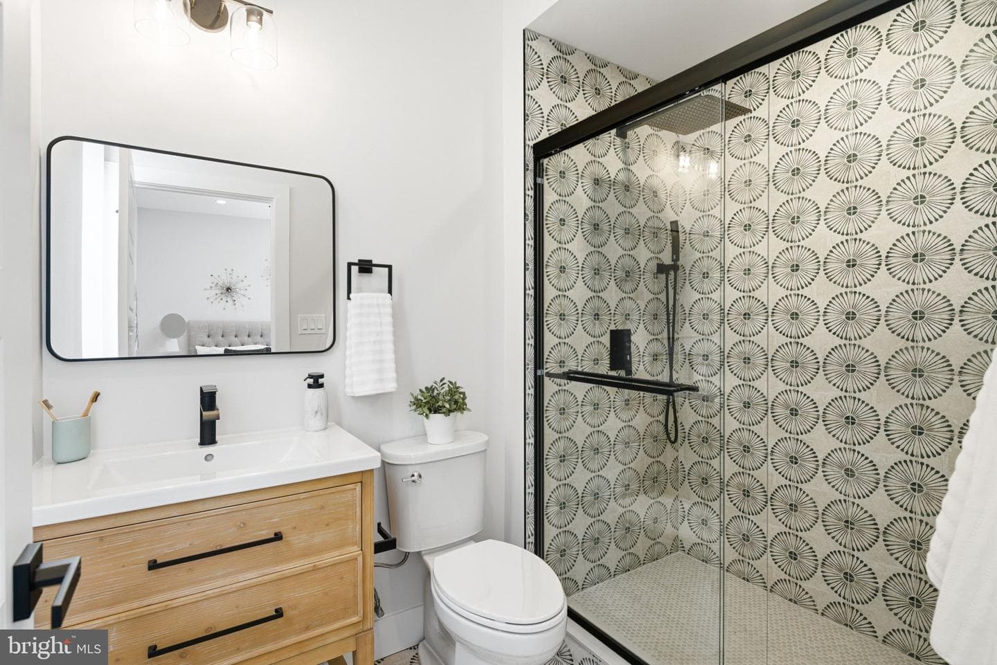 461 Monastery Avenue photo 16