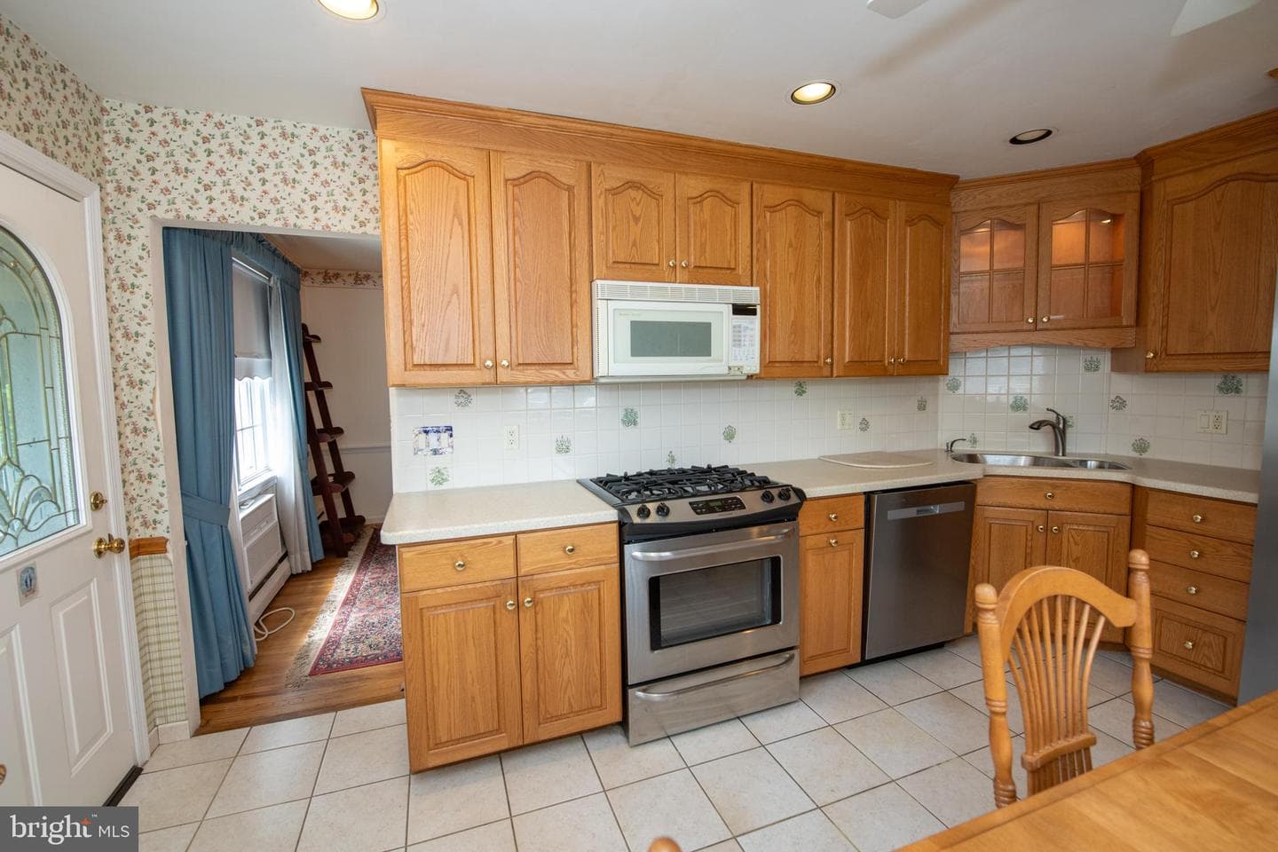 831 Medway Road photo 16