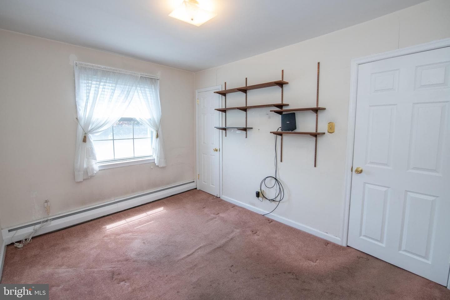 831 Medway Road photo 32