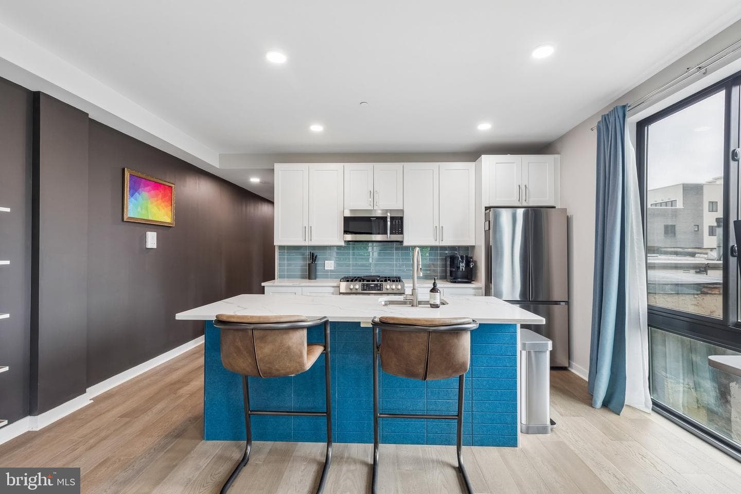1648-50 Ridge Avenue #302 photo 10