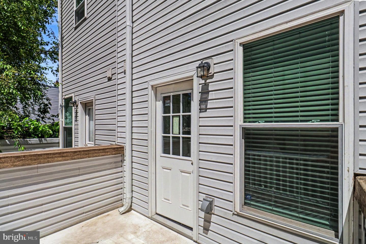 2144 E Tucker Street photo 12