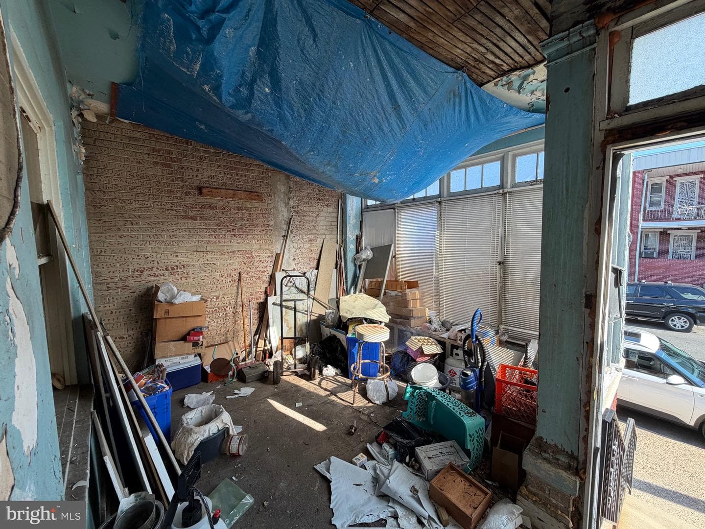 6053 Pine Street photo 4