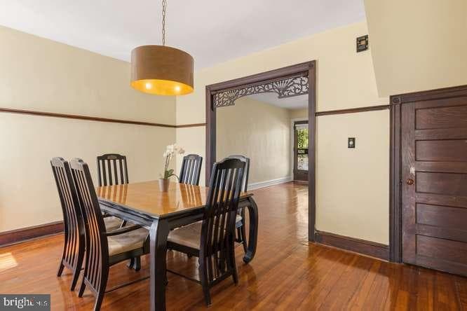 452 W Winona Street photo 11