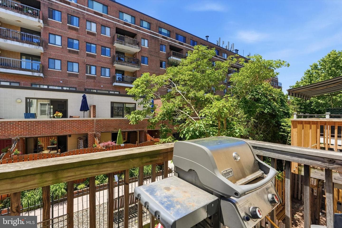212 Gaskill Street photo 13