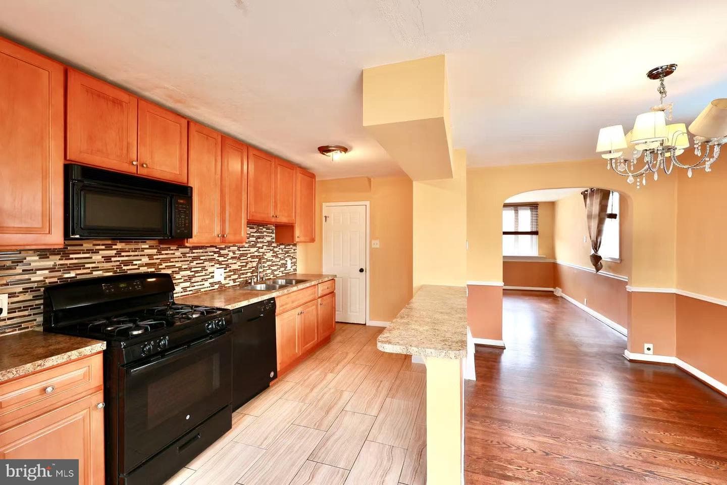 8215 Craig Street photo 11