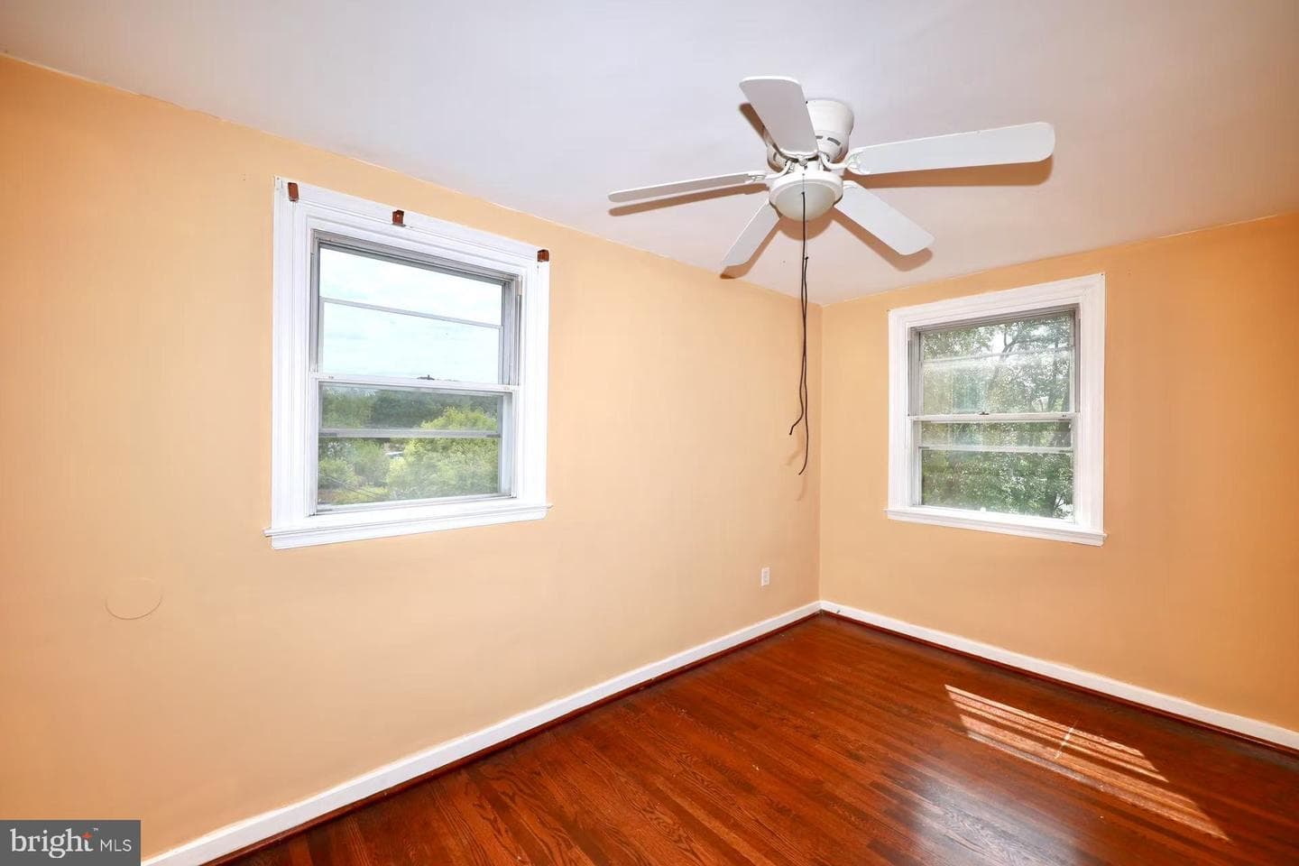 8215 Craig Street photo 21