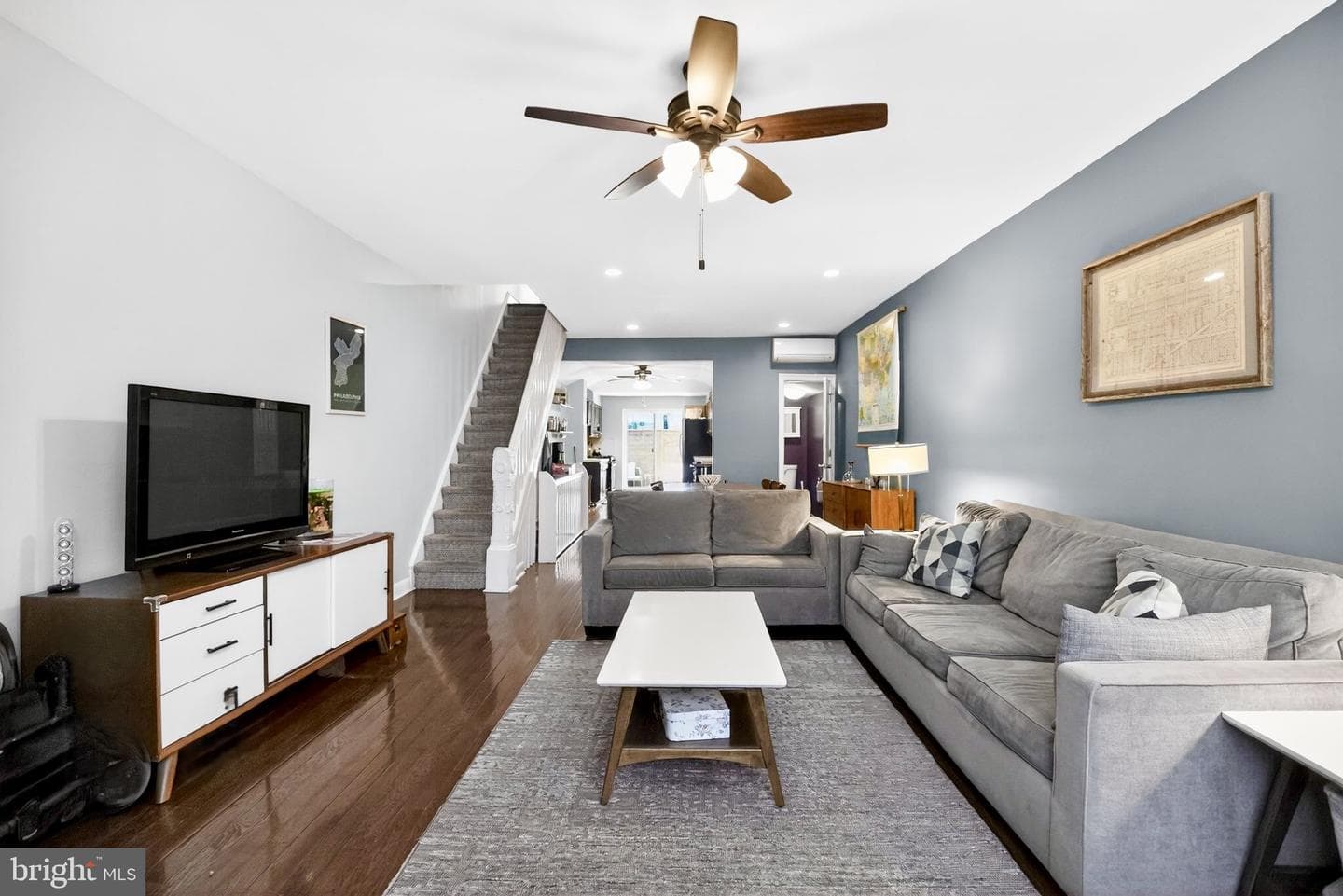 1020 Wolf Street photo 3