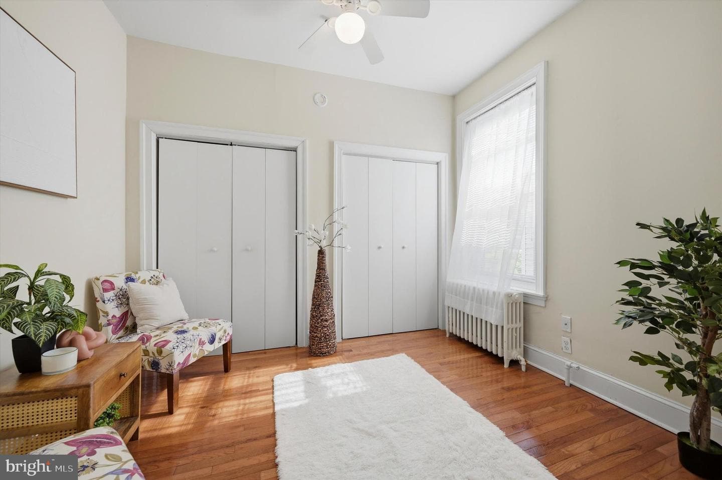 1127 Green St photo 14