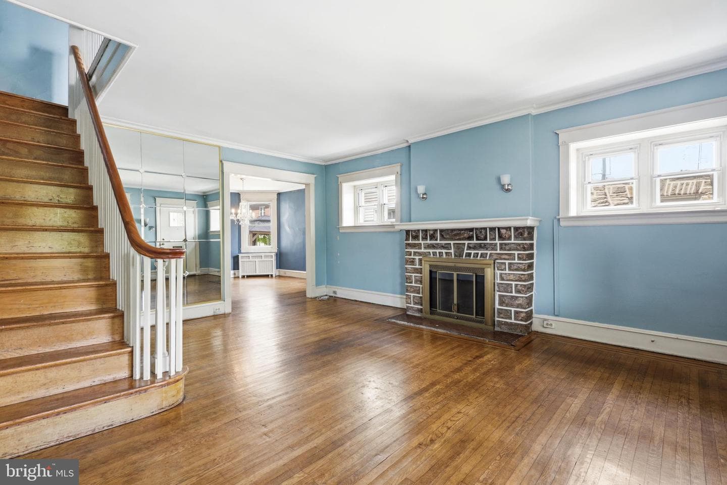 907 E Rittenhouse Street photo 5