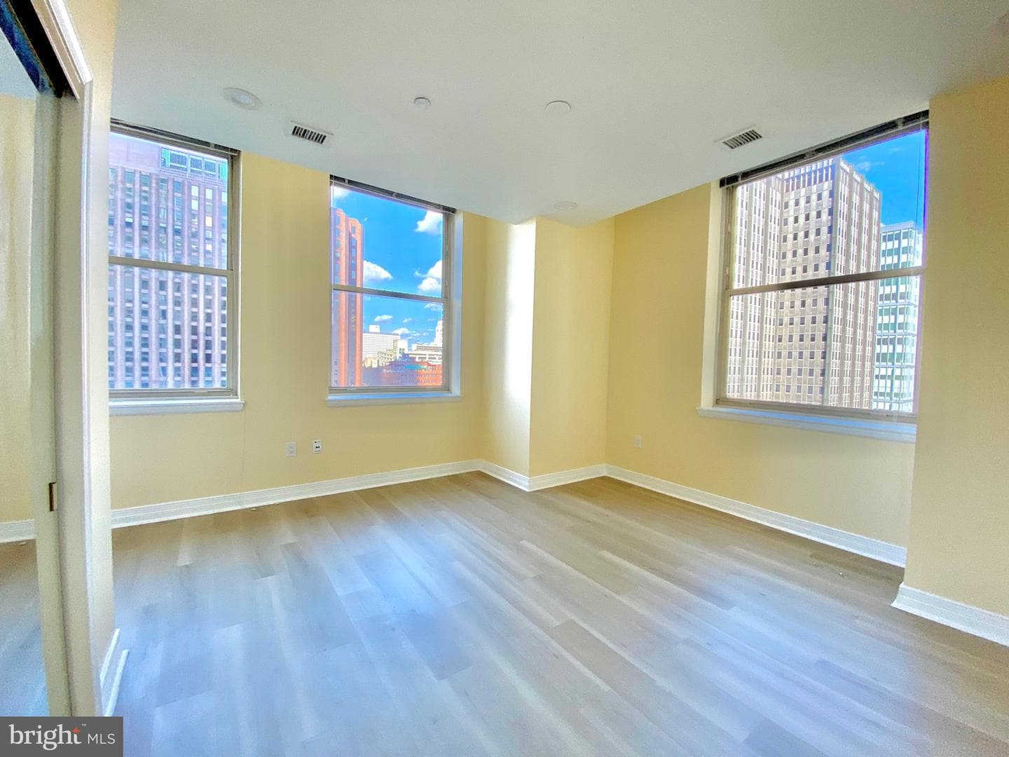 1600 Arch Street #803 photo 11