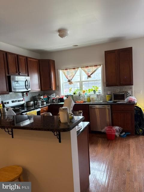 2543 Pickwick Street photo 13