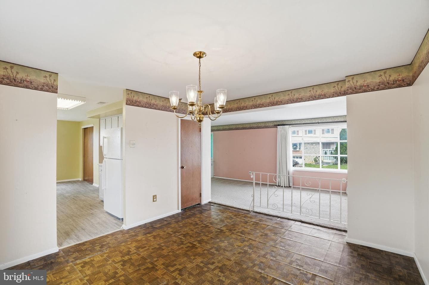 10113 Galahad Road photo 13