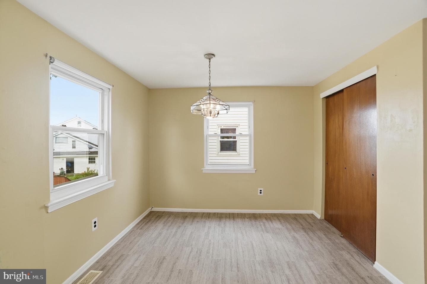 10113 Galahad Road photo 31