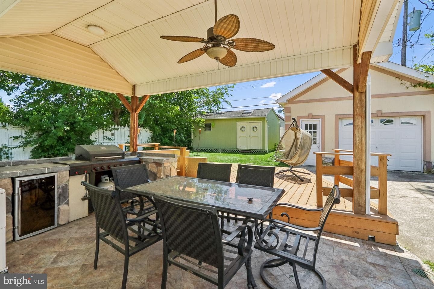 650 Hendrix Street photo 48