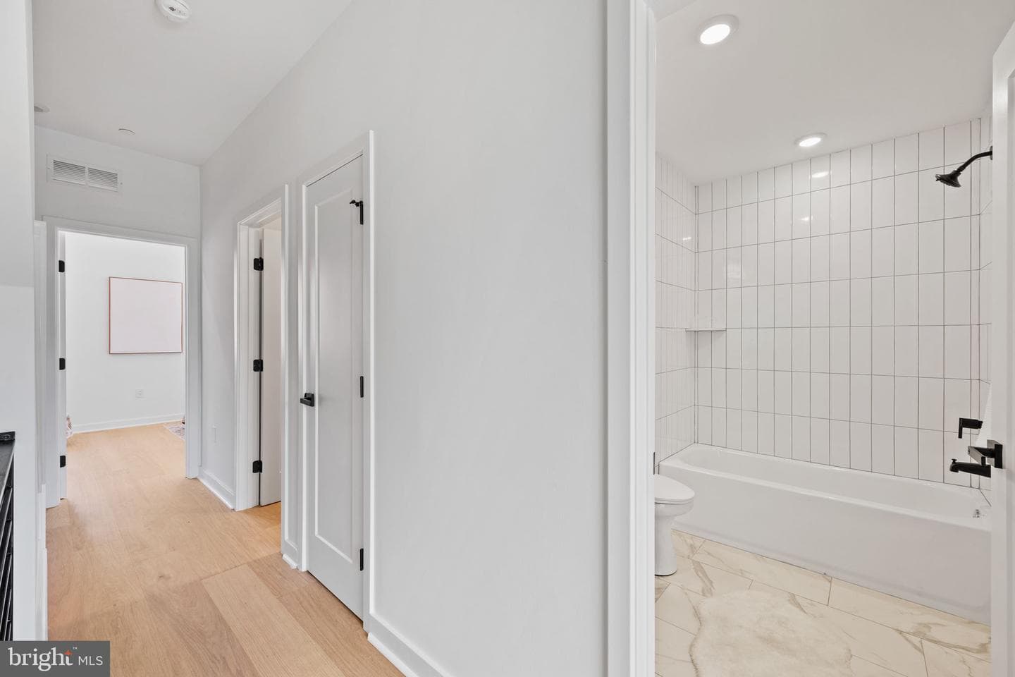 2116 E Rush Street photo 18