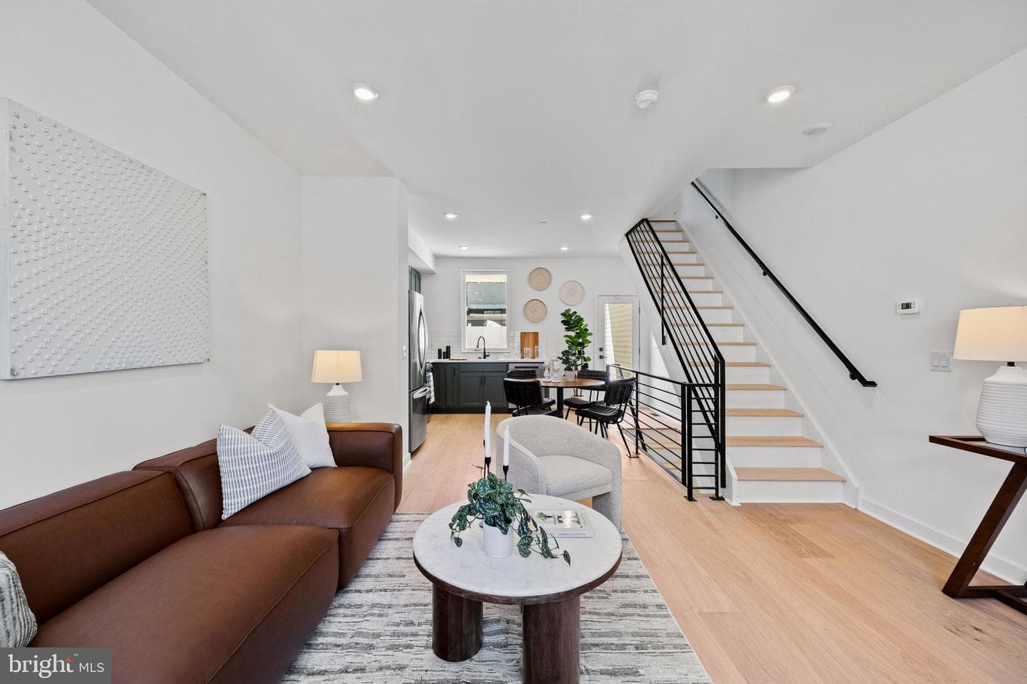 2116 E Rush Street photo 2