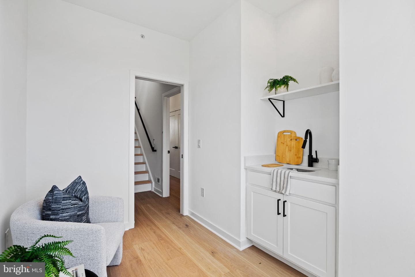 2116 E Rush Street photo 32