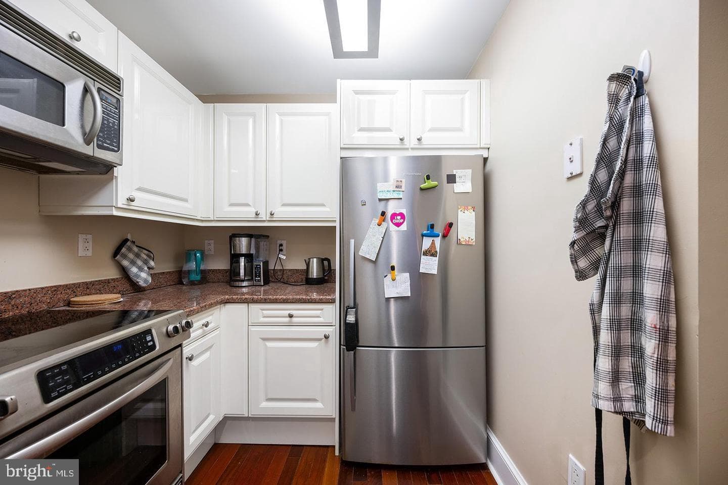 1500 Chestnut Street #13e photo 4