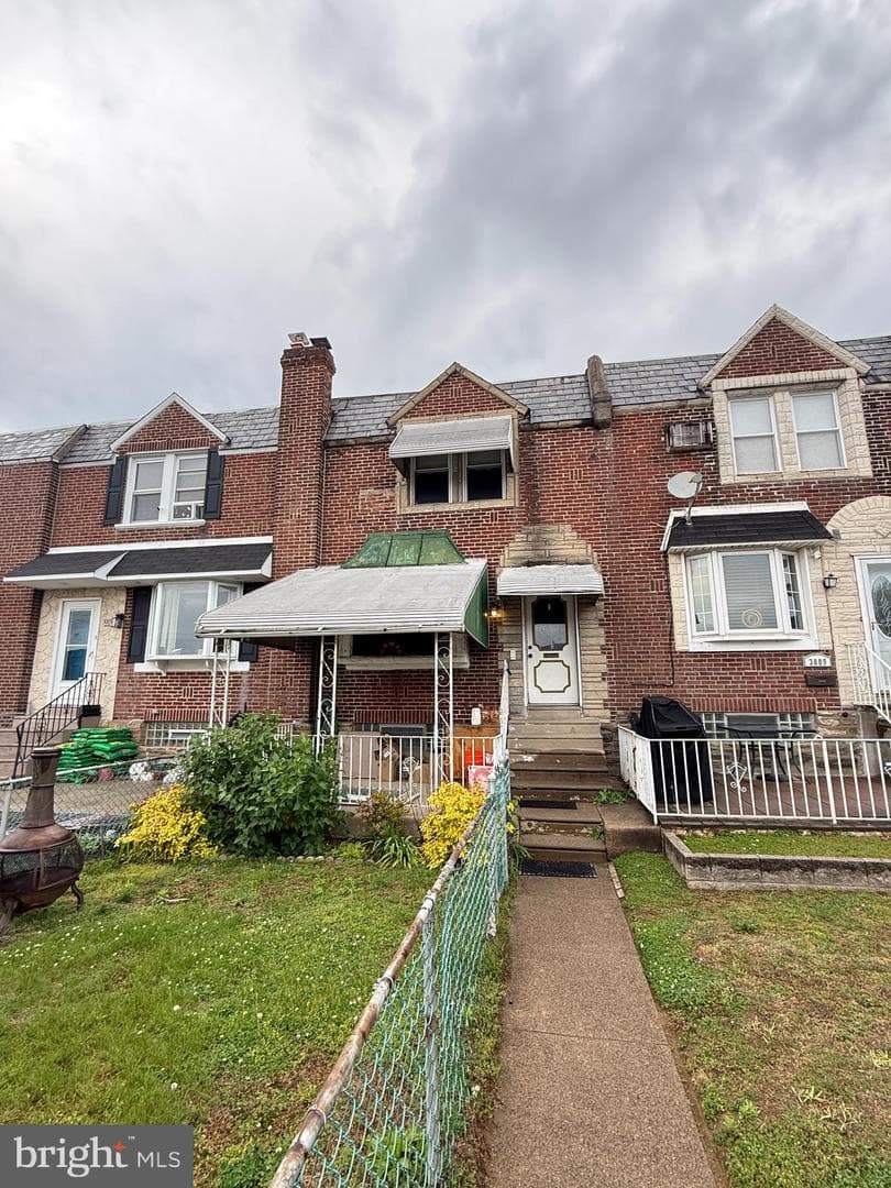 3007 Rawle Street photo 2