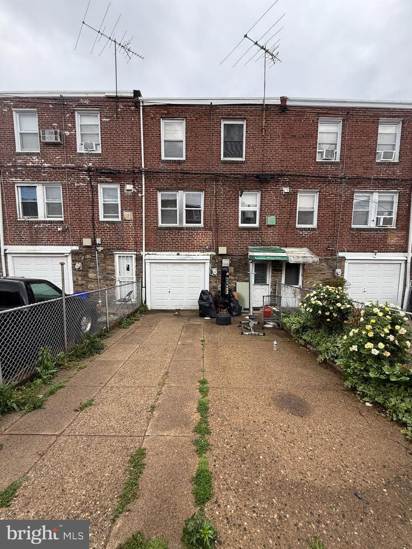 3007 Rawle Street photo 4