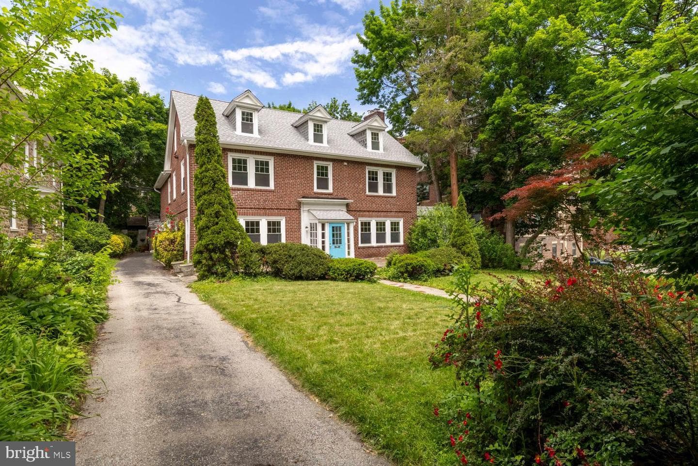 607 W Cliveden Street photo 3