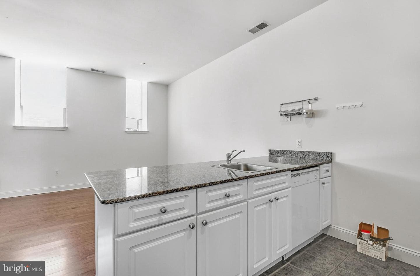 1001 Chestnut St # 1003W photo 10