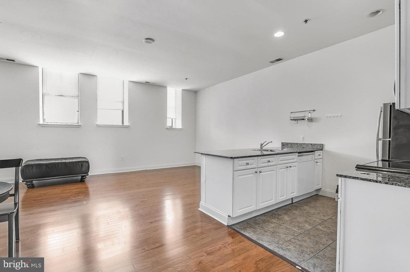 1001 Chestnut St # 1003W photo 12