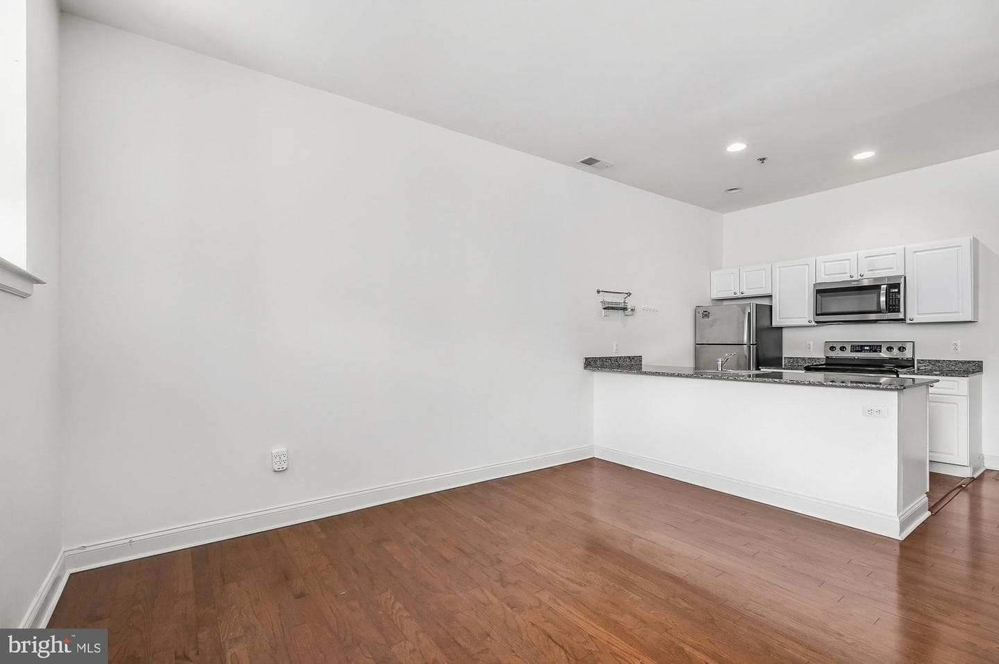 1001 Chestnut St # 1003W photo 13