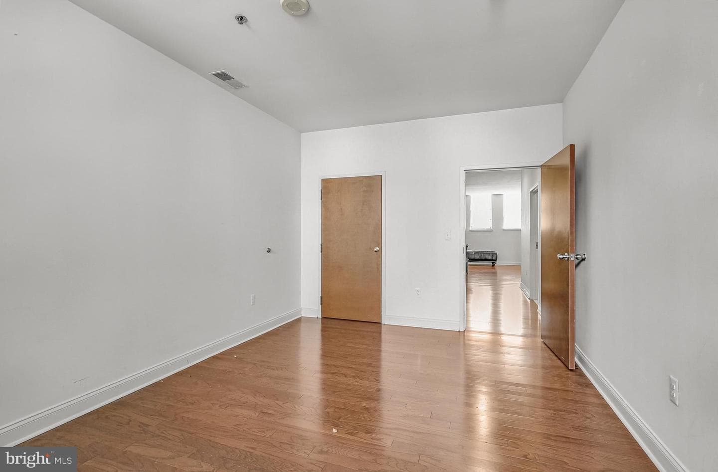 1001 Chestnut St # 1003W photo 15