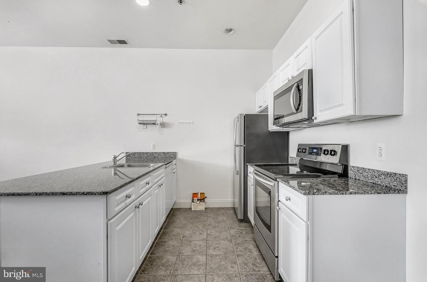 1001 Chestnut St # 1003W photo 9