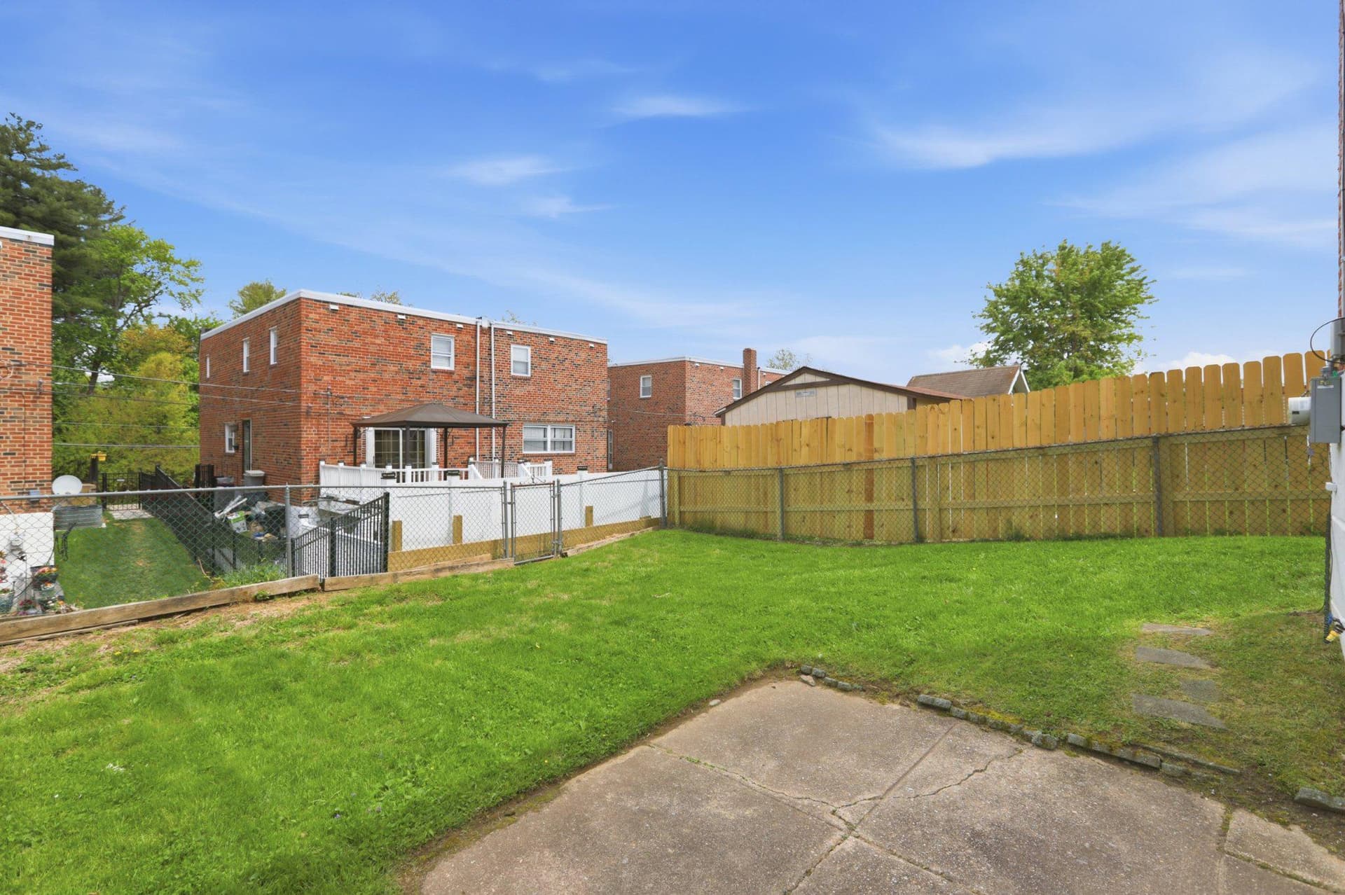 819 Bergen Street photo 3