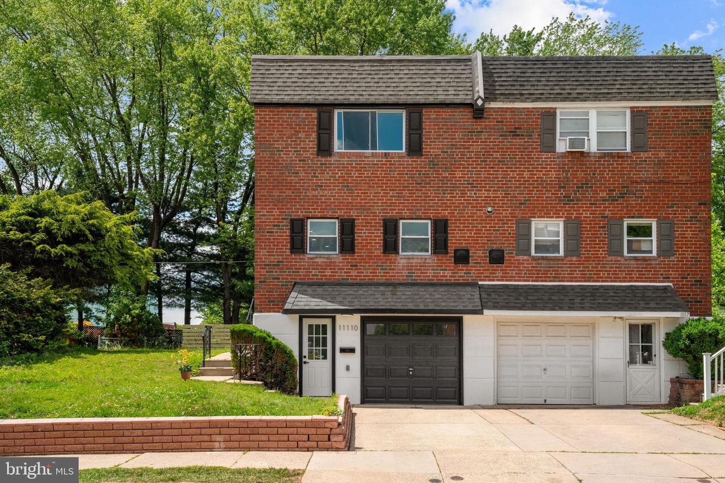 11110 Ridgeway Street photo 5