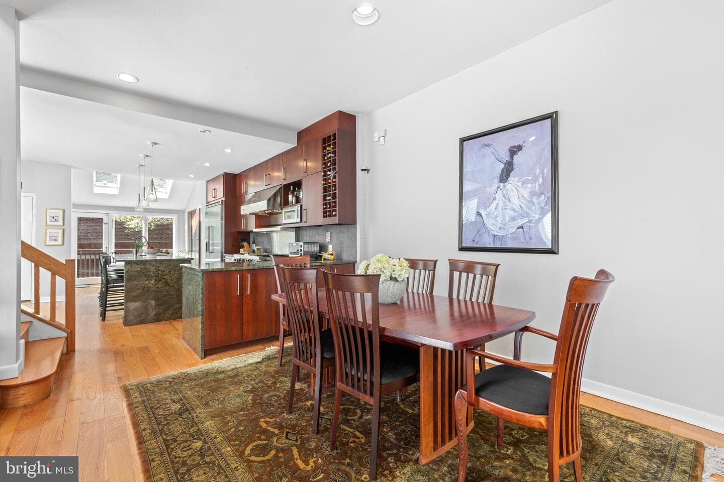 303 Spruce Street photo 7