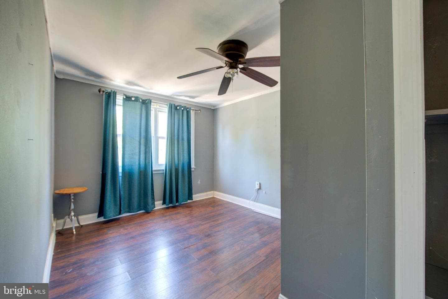6330 Everett Avenue photo 14