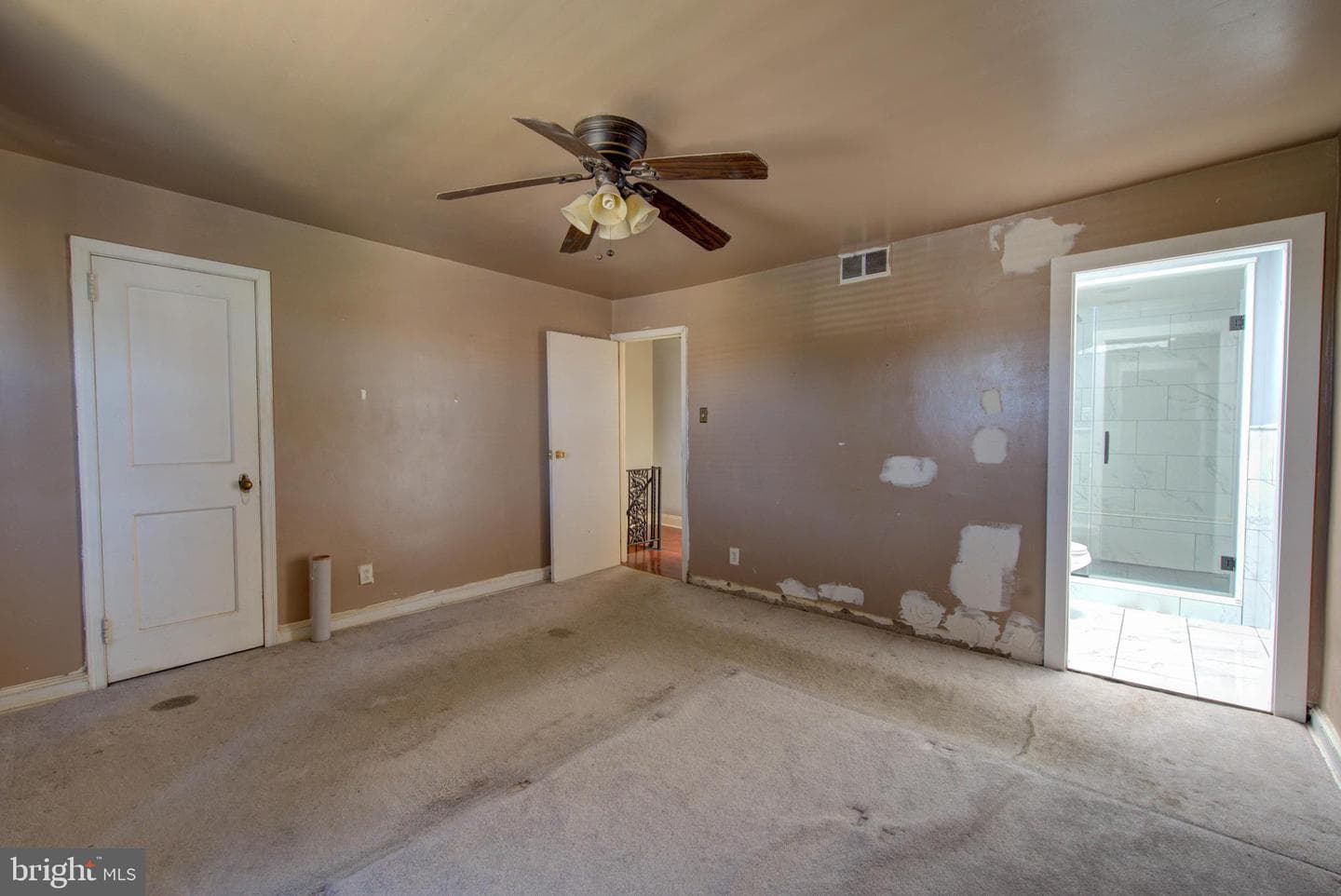 6330 Everett Avenue photo 19