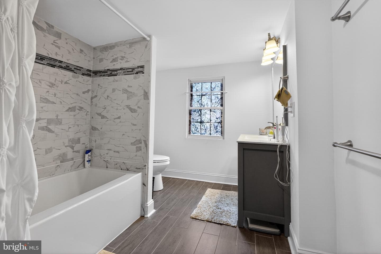 2604 E York Street photo 19